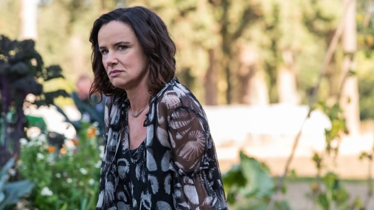 Adult Nat Yellowjackets: Trauma and Survival After the Crash